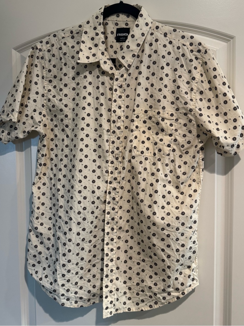RSQ Men's Medium Brown Floral Daisy Print Short Sleeve Button-Down Shirt